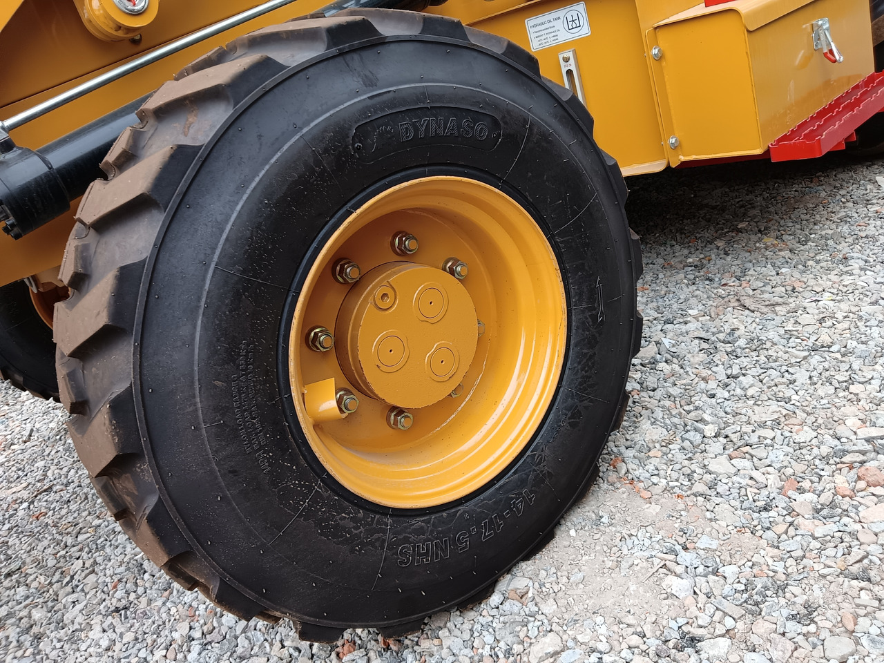 CAT 420F2 BRAND NEW - Máy xúc trước múc sau: hình 4 CAT 420F2 BRAND NEW - Máy xúc trước múc sau: hình 4