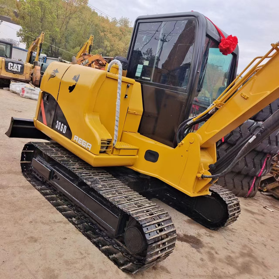 CATERPILLAR 306D CAT 306 D - Máy xúc mini: hình 4 CATERPILLAR 306D CAT 306 D - Máy xúc mini: hình 4