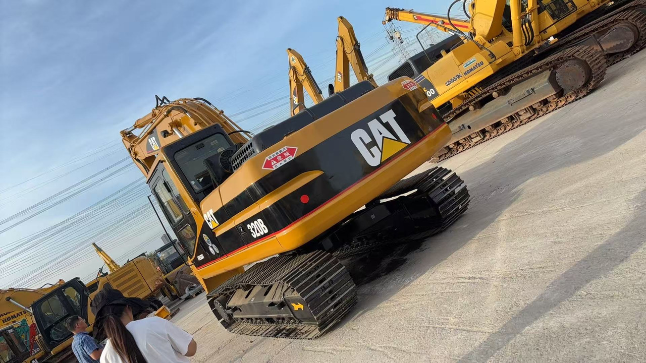 CATERPILLAR 320BL CAT 320 BL - Máy xúc bánh xích: hình 3 CATERPILLAR 320BL CAT 320 BL - Máy xúc bánh xích: hình 3