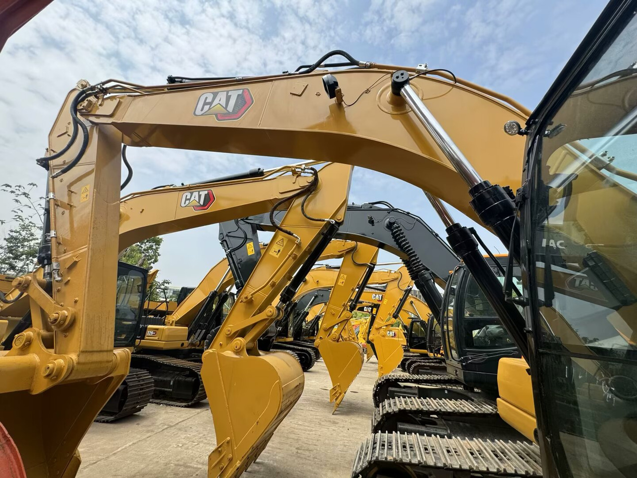 CATERPILLAR 323GC CAT 323 GC 330GC 336GC 330D2L 336D2L - Máy xúc bánh xích: hình 4 CATERPILLAR 323GC CAT 323 GC 330GC 336GC 330D2L 336D2L - Máy xúc bánh xích: hình 4