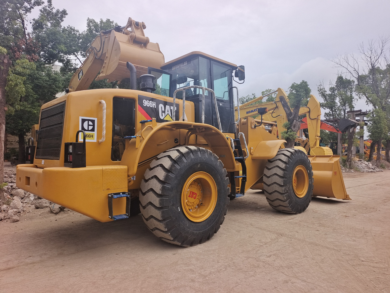 CATERPILLAR 966H CAT - Máy xúc lật bánh lốp: hình 3 CATERPILLAR 966H CAT - Máy xúc lật bánh lốp: hình 3