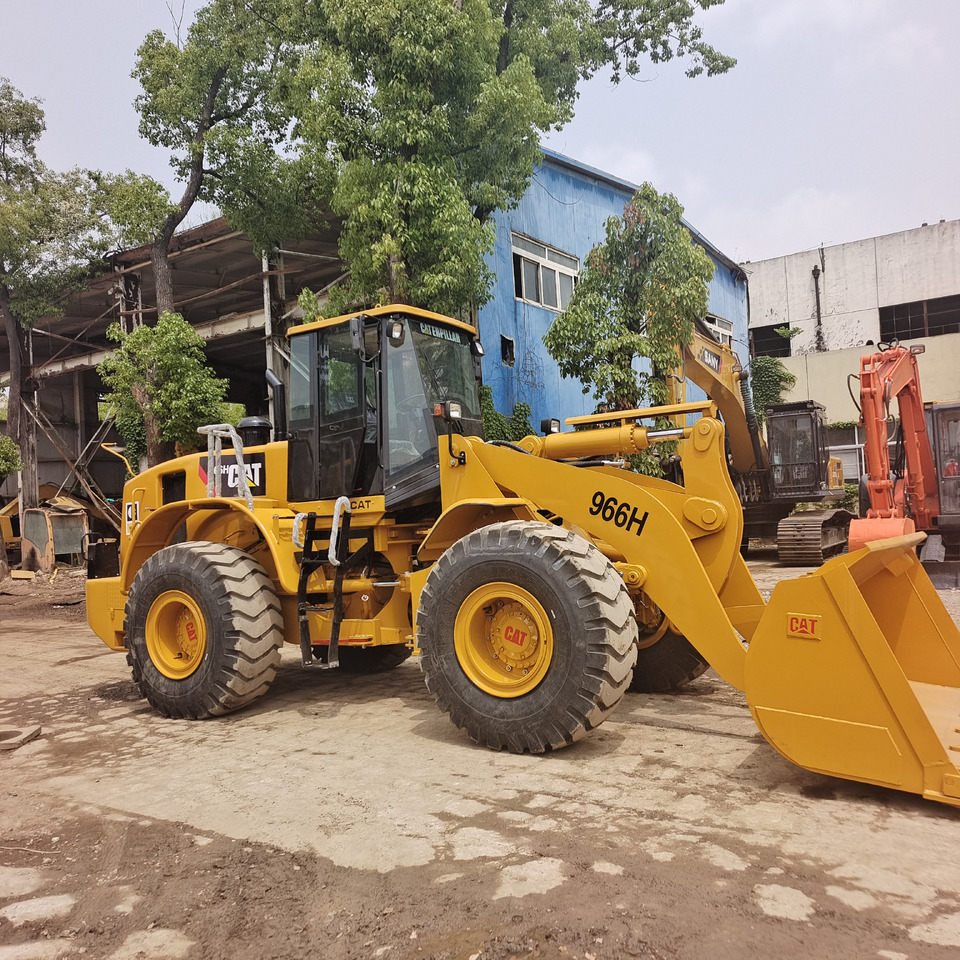 CATERPILLAR 966H - Máy xúc lật bánh lốp: hình 1 CATERPILLAR 966H - Máy xúc lật bánh lốp: hình 1