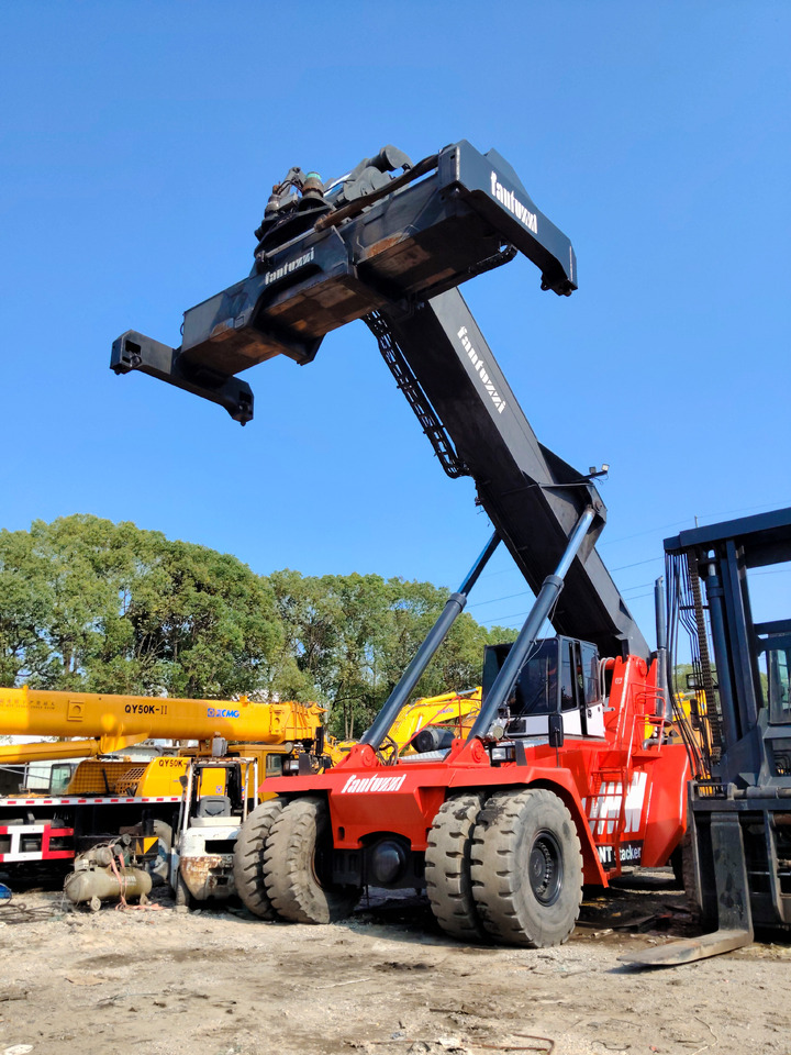 FANTUZZI CS45KM - Xe tiếp cận xếp chồng: hình 4 FANTUZZI CS45KM - Xe tiếp cận xếp chồng: hình 4