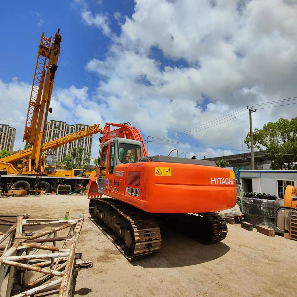 HITACHI ZX200 - 3 - Máy xúc bánh xích: hình 5 HITACHI ZX200 - 3 - Máy xúc bánh xích: hình 5