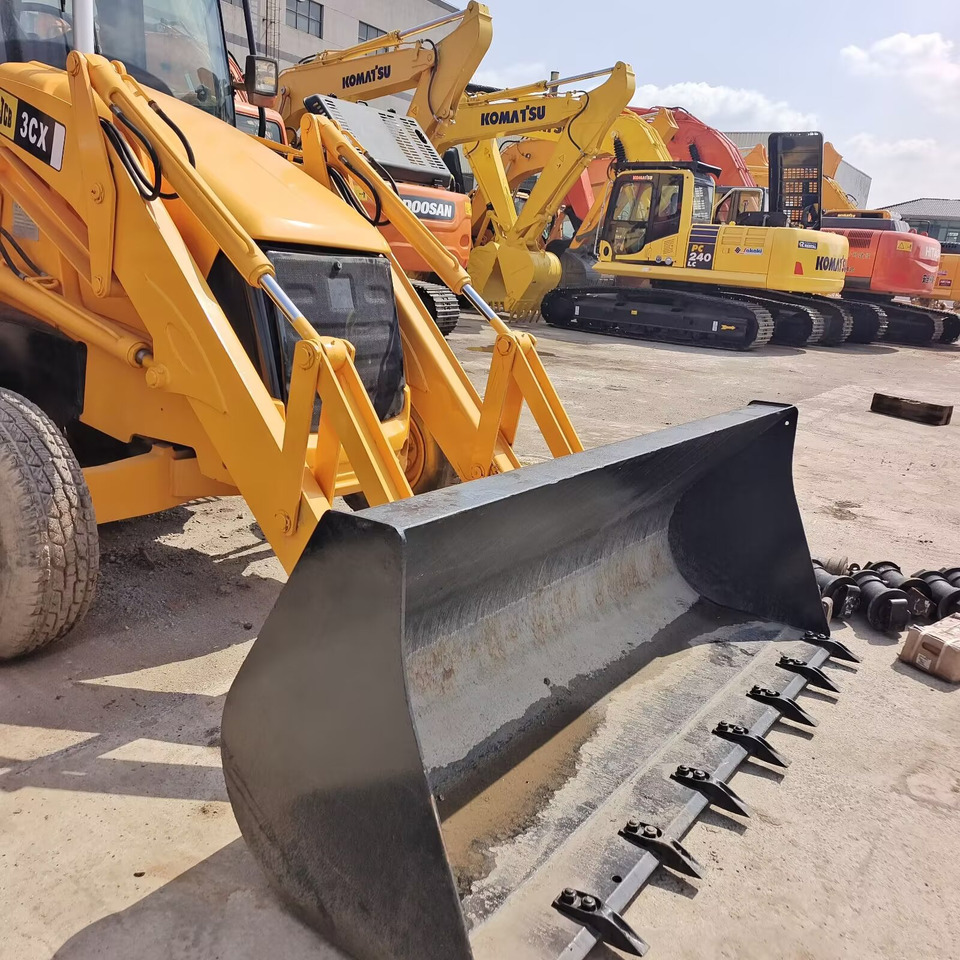 JCB 3CX MADE IN UK Jcb 3 CX 4 CX - Máy xúc trước múc sau: hình 3 JCB 3CX MADE IN UK Jcb 3 CX 4 CX - Máy xúc trước múc sau: hình 3