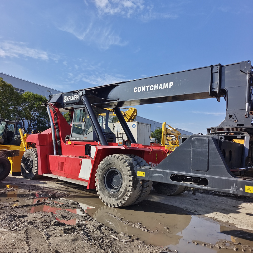 KALMAR DRT450 DRT DRD DRU 450 45 TON - Xe tiếp cận xếp chồng: hình 4 KALMAR DRT450 DRT DRD DRU 450 45 TON - Xe tiếp cận xếp chồng: hình 4