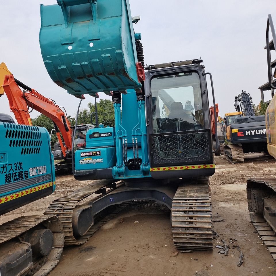 KOBELCO SK 140 - Máy xúc bánh xích: hình 5 KOBELCO SK 140 - Máy xúc bánh xích: hình 5
