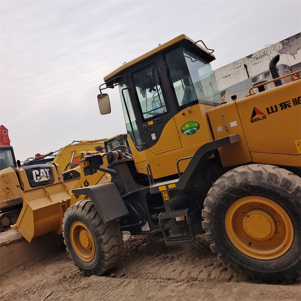 SDLG LG 936L - Máy xúc lật bánh lốp: hình 4 SDLG LG 936L - Máy xúc lật bánh lốp: hình 4