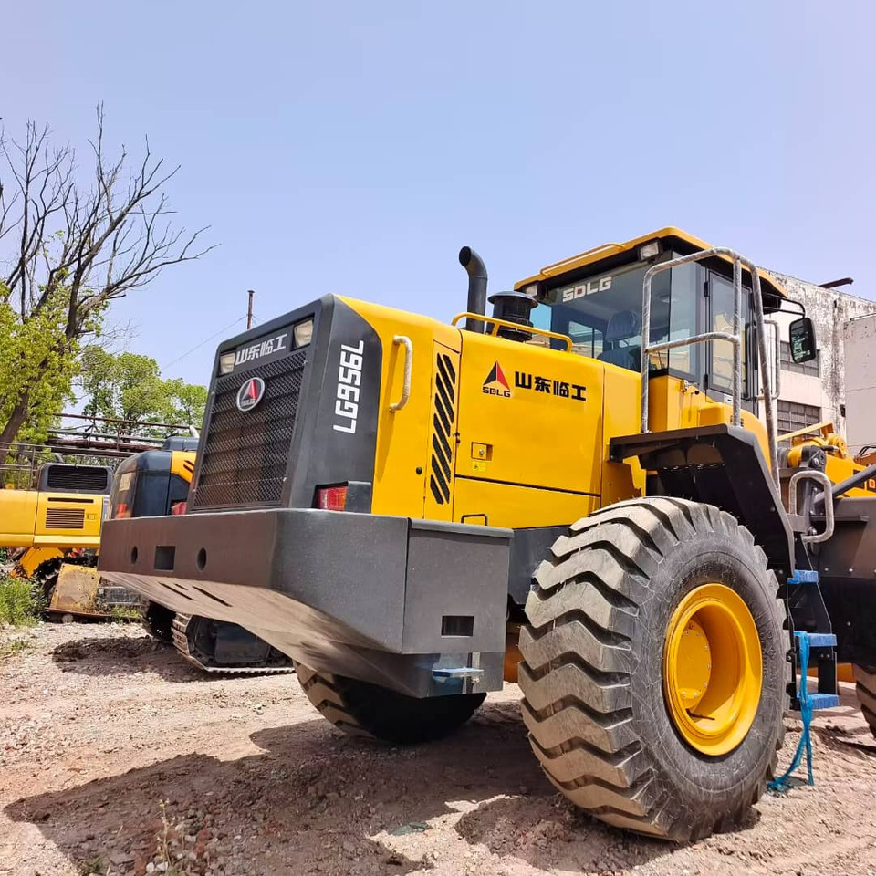 SDLG LG 956L - Máy xúc lật bánh lốp: hình 2 SDLG LG 956L - Máy xúc lật bánh lốp: hình 2