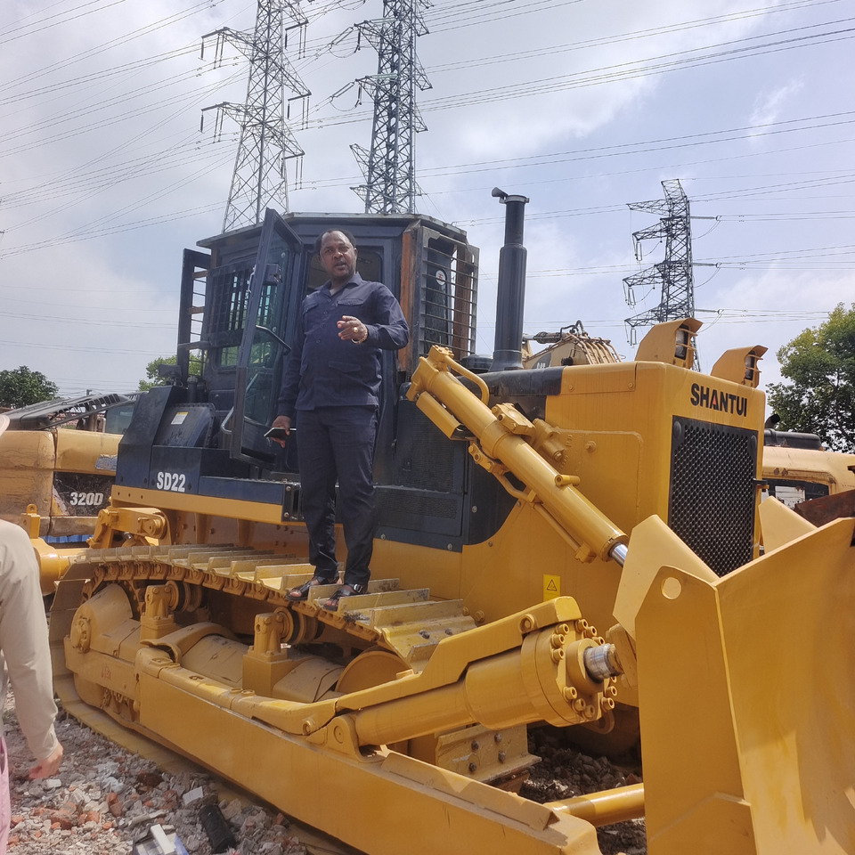 SHANTUI SD22 with Brush Cutter Attachment for Clearing Brush - Máy ủi: hình 5 SHANTUI SD22 with Brush Cutter Attachment for Clearing Brush - Máy ủi: hình 5