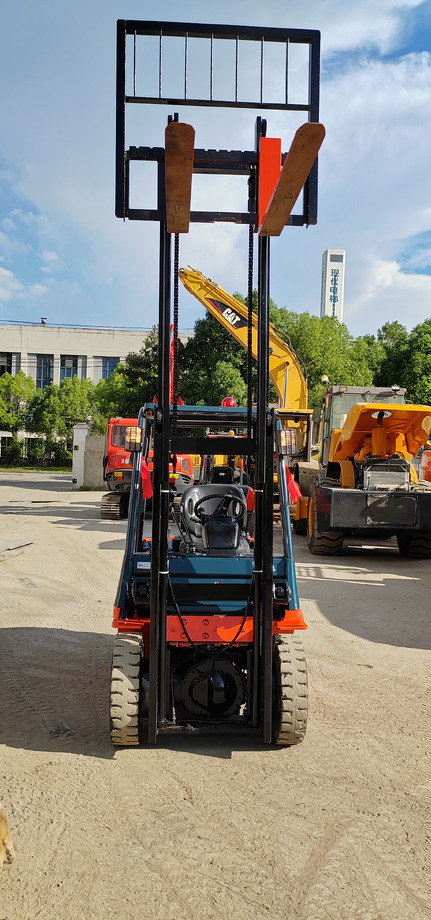 TOYOTA FD 35 - Xe nâng: hình 5 TOYOTA FD 35 - Xe nâng: hình 5