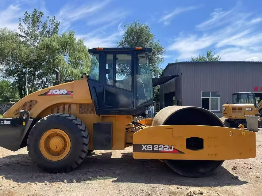 XCMG XS 222J - Máy lăn đường: hình 3 XCMG XS 222J - Máy lăn đường: hình 3