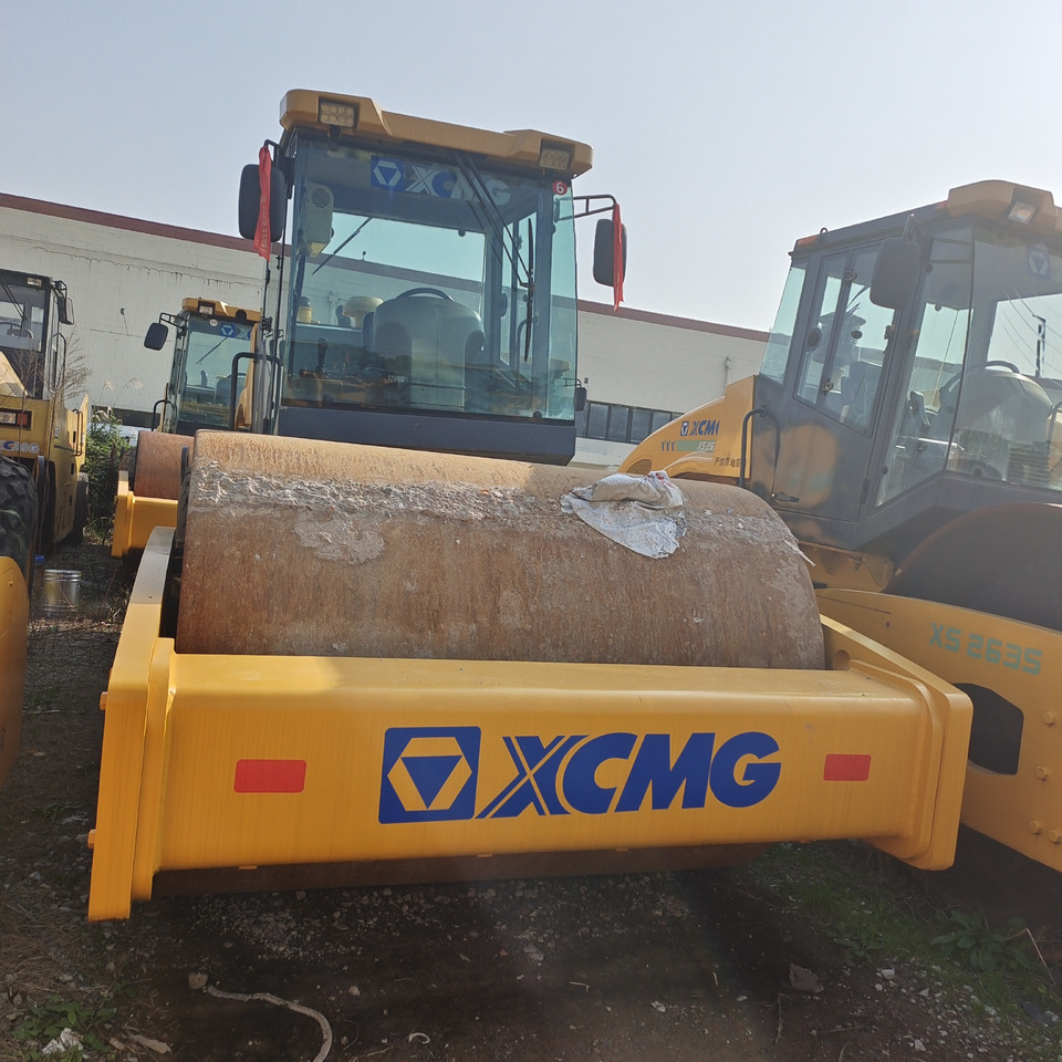 XCMG XS223J - Máy lăn đường: hình 4 XCMG XS223J - Máy lăn đường: hình 4
