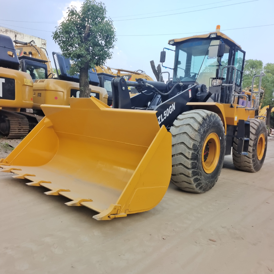 XCMG ZL50GN - Máy xúc lật bánh lốp: hình 2 XCMG ZL50GN - Máy xúc lật bánh lốp: hình 2