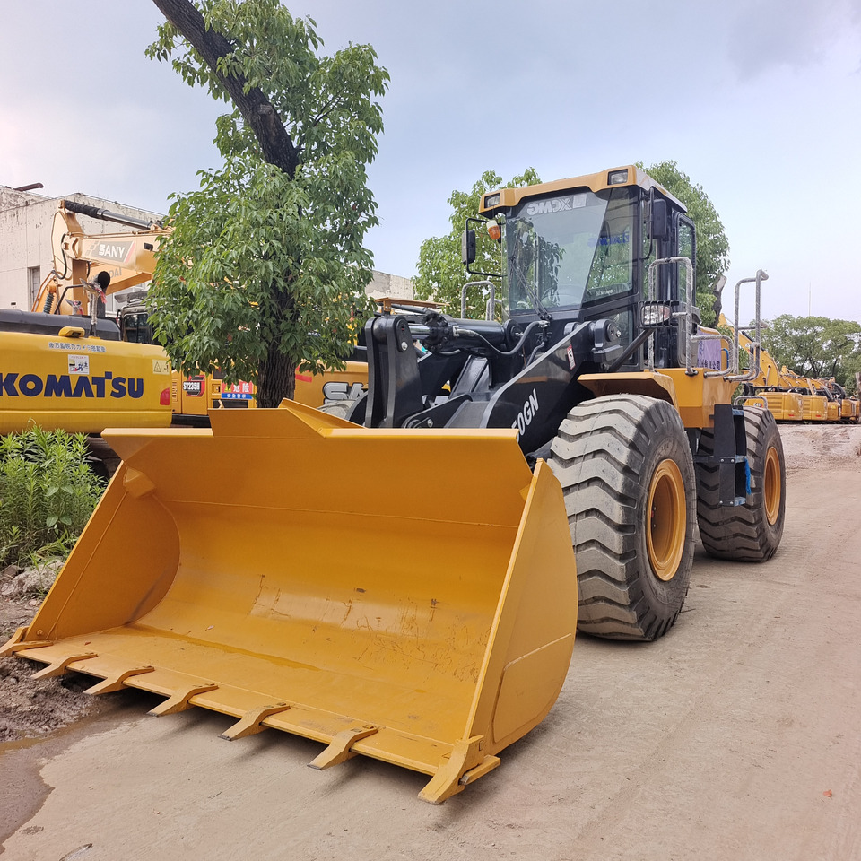 XCMG ZL50GN - Máy xúc lật bánh lốp: hình 3 XCMG ZL50GN - Máy xúc lật bánh lốp: hình 3