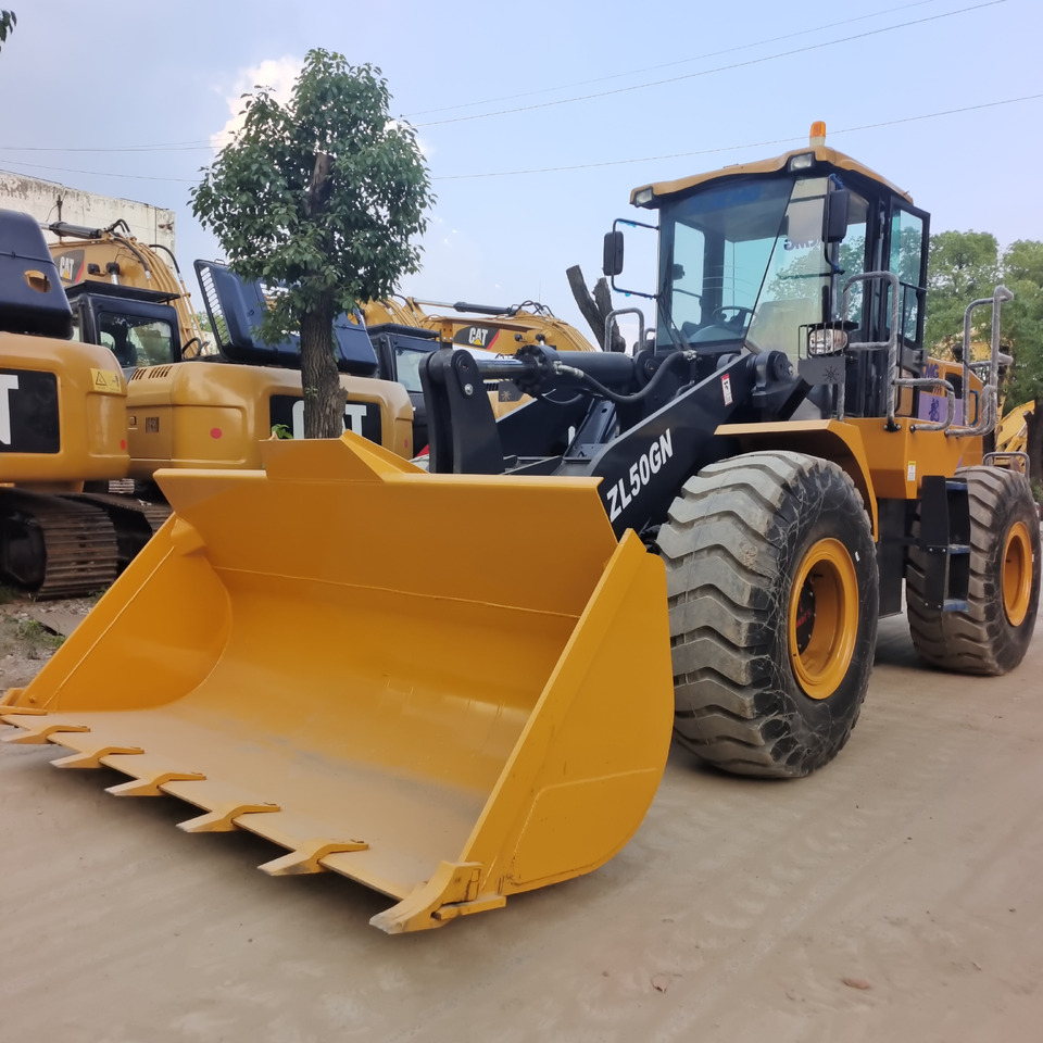 XCMG ZL50GN - Máy xúc lật bánh lốp: hình 4 XCMG ZL50GN - Máy xúc lật bánh lốp: hình 4