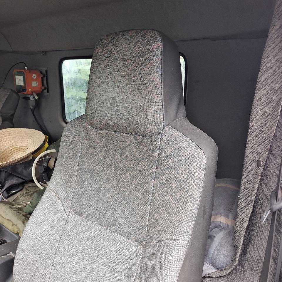 ZOOMLION ZLJ5336THBSE 47 METER PUMP TRUCK - Xe bơm bê tông: hình 5 ZOOMLION ZLJ5336THBSE 47 METER PUMP TRUCK - Xe bơm bê tông: hình 5