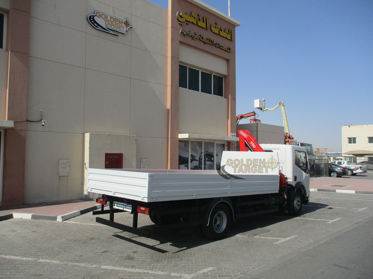 Ashok Leyland PARTNER LX 4x2 with Fassi F50A.022 Crane - Xe cẩu tự hành: hình 3 Ashok Leyland PARTNER LX 4x2 with Fassi F50A.022 Crane - Xe cẩu tự hành: hình 3