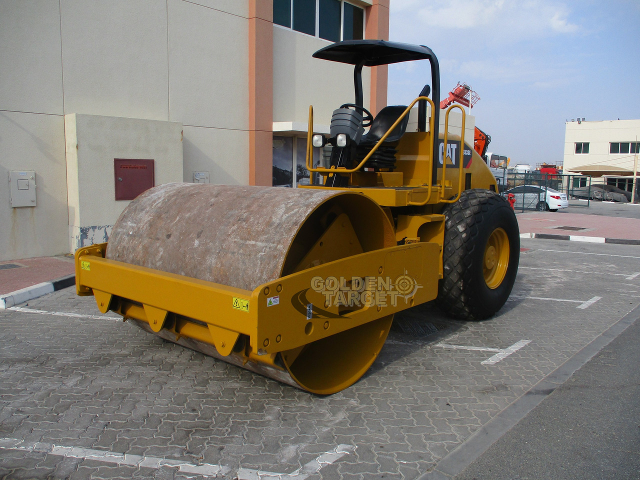 CATERPILLAR CS533E VIBRATORY ROLLER - Máy lăn đường: hình 2 CATERPILLAR CS533E VIBRATORY ROLLER - Máy lăn đường: hình 2