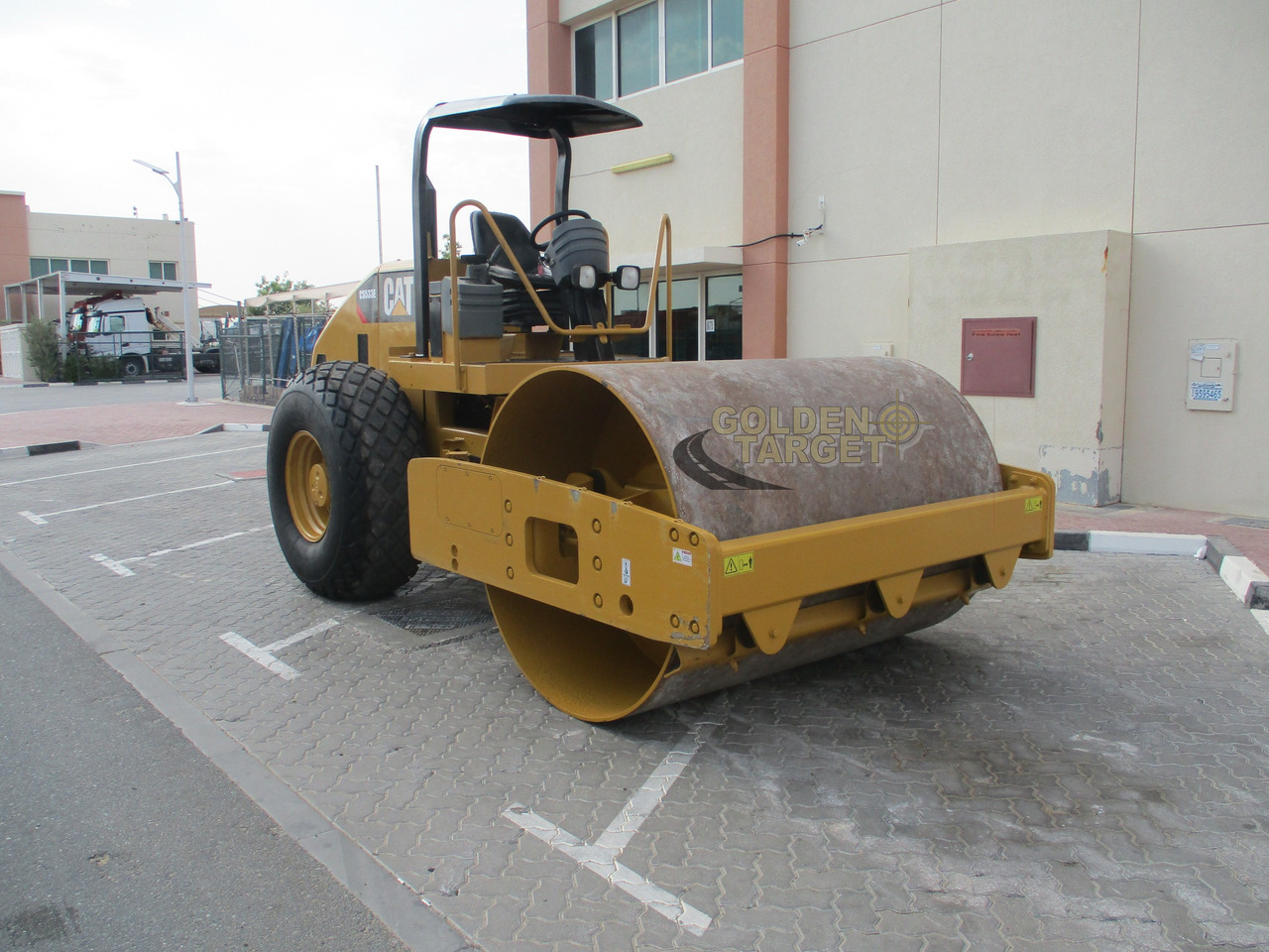 CATERPILLAR CS533E VIBRATORY ROLLER - Máy lăn đường: hình 1 CATERPILLAR CS533E VIBRATORY ROLLER - Máy lăn đường: hình 1