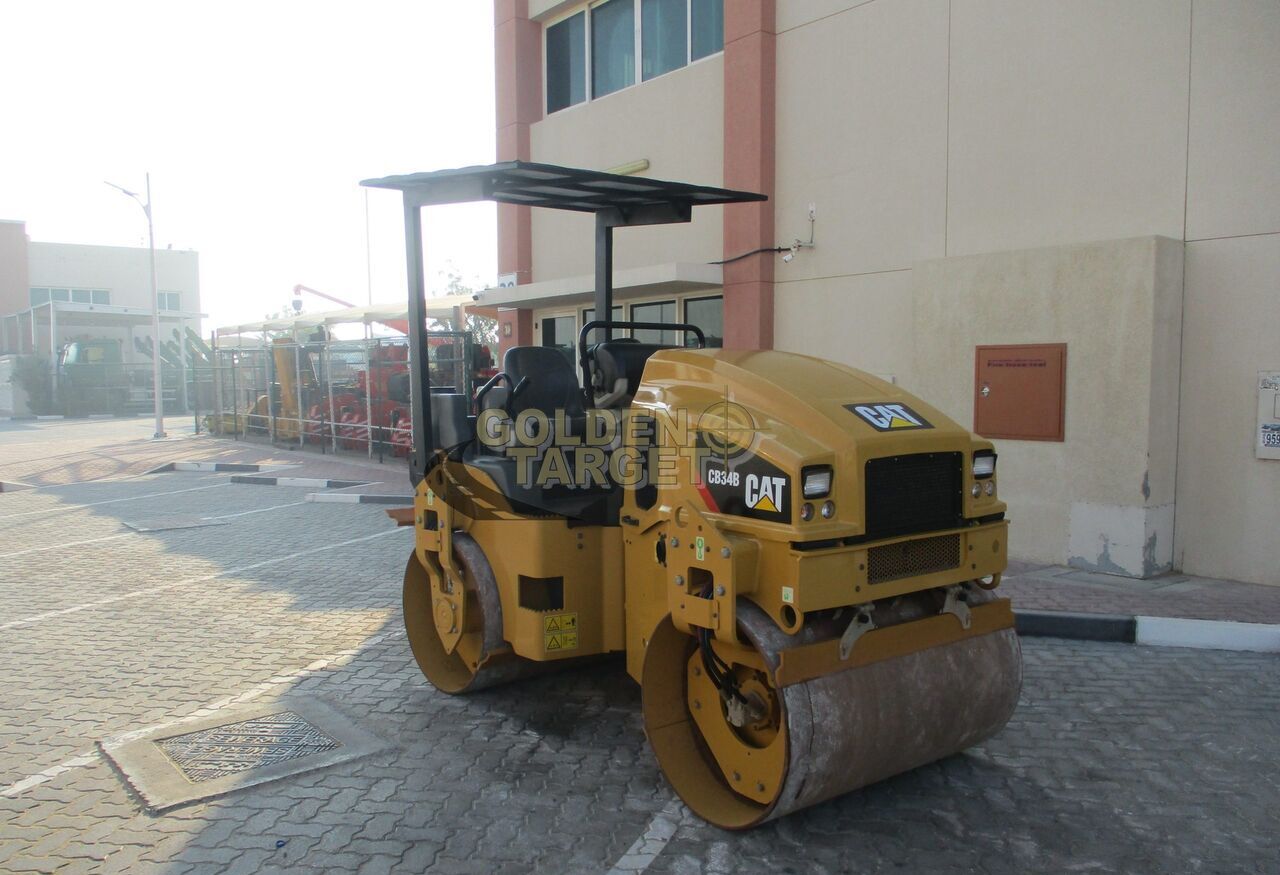 Caterpillar CB34B Double Drum Roller - Máy lăn đường: hình 1 Caterpillar CB34B Double Drum Roller - Máy lăn đường: hình 1