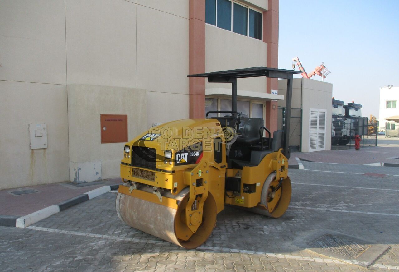 Caterpillar CB34B Double Drum Roller - Máy lăn đường: hình 2 Caterpillar CB34B Double Drum Roller - Máy lăn đường: hình 2