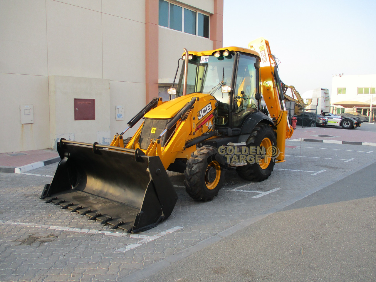 JCB 3CX - Máy xúc trước múc sau: hình 2 JCB 3CX - Máy xúc trước múc sau: hình 2