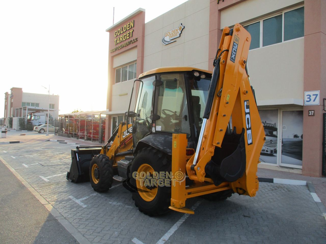 JCB 3CX - Máy xúc trước múc sau: hình 4 JCB 3CX - Máy xúc trước múc sau: hình 4