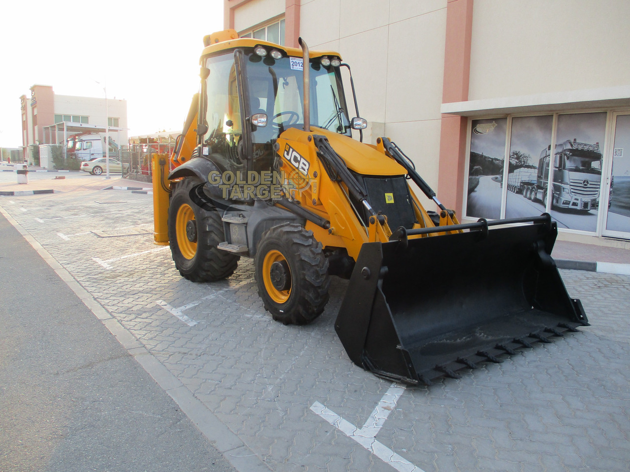 JCB 3CX - Máy xúc trước múc sau: hình 1 JCB 3CX - Máy xúc trước múc sau: hình 1