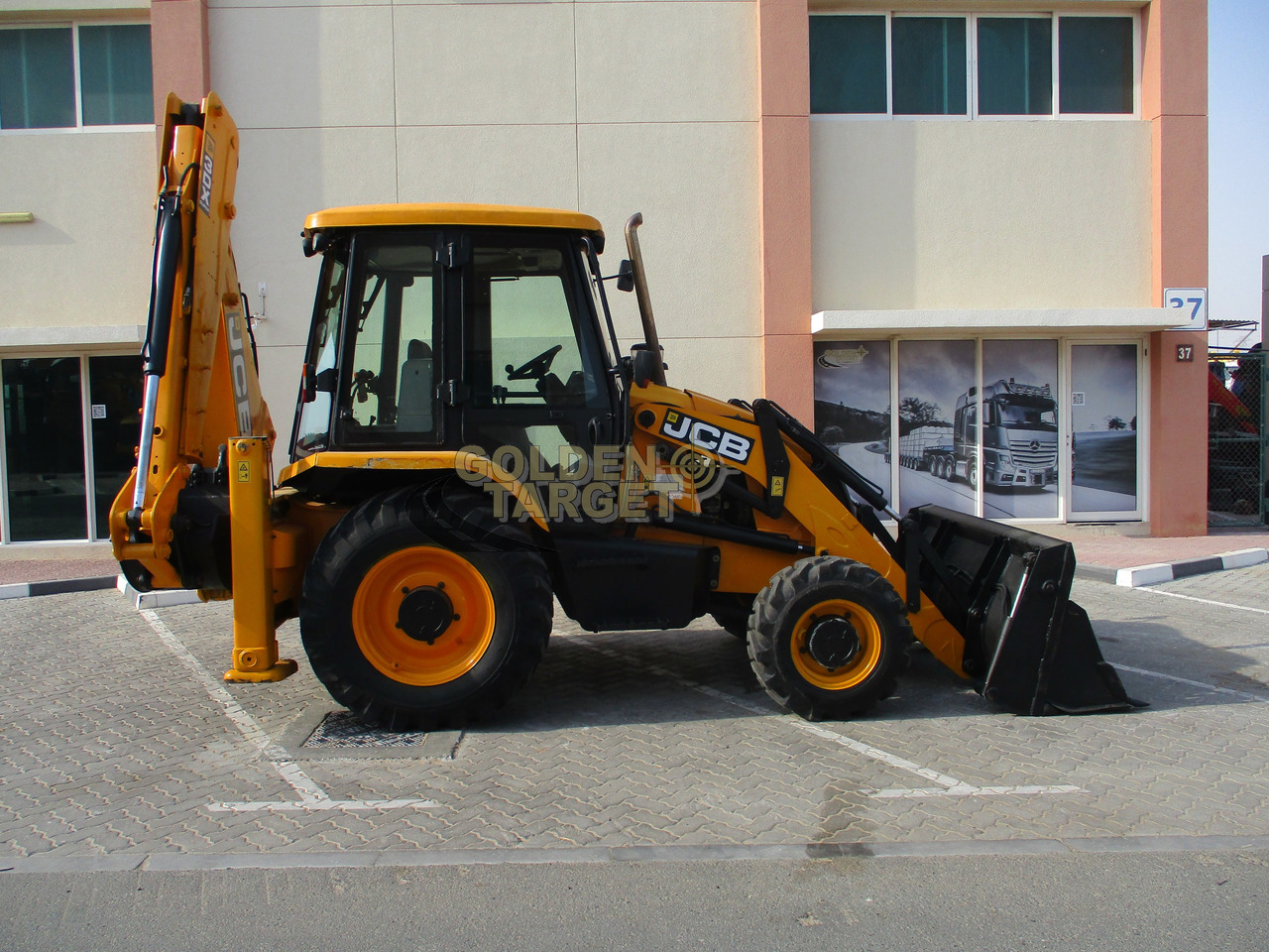 JCB 3DX PLUS 4×4 BACKHOE LOADER - Máy xúc trước múc sau: hình 5 JCB 3DX PLUS 4×4 BACKHOE LOADER - Máy xúc trước múc sau: hình 5