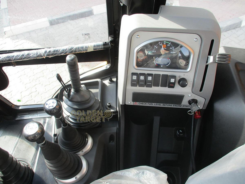 Máy xúc lật mới JCB 3DX Plus 4x4 Backhoe Loader: hình 19 Máy xúc lật mới JCB 3DX Plus 4x4 Backhoe Loader: hình 19