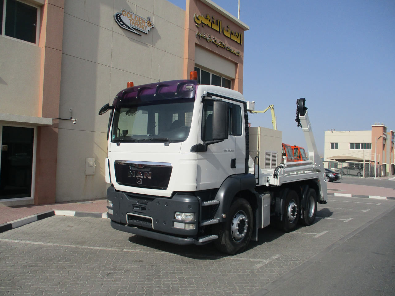MAN TGS 26.360 6x2 Skip Loader - Xe tải chở thùng nhỏ: hình 2 MAN TGS 26.360 6x2 Skip Loader - Xe tải chở thùng nhỏ: hình 2