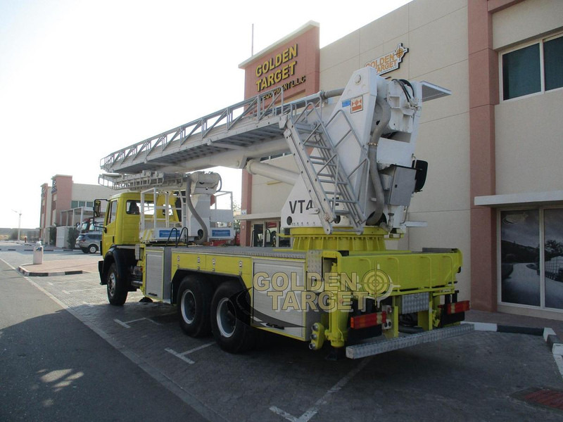 Mercedes-Benz 2638 - Nền bục trên không: hình 4 Mercedes-Benz 2638 - Nền bục trên không: hình 4