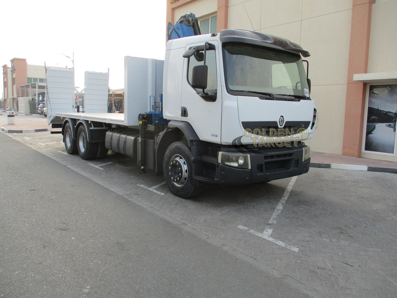 RENAULT Kerax 380 6×4 Crane Truck - Xe cẩu tự hành: hình 1 RENAULT Kerax 380 6×4 Crane Truck - Xe cẩu tự hành: hình 1