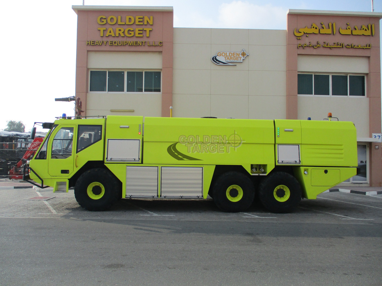 Xe tải cứu hỏa Reynolds Boughton Barracuda 6x6 Fire Truck: hình 6