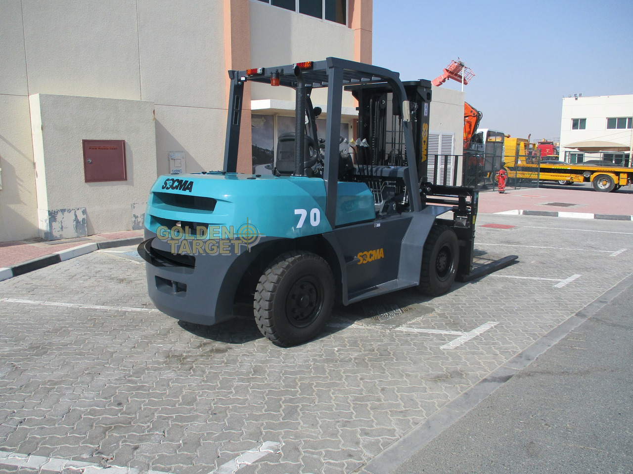 SOCMA HNF-70 Forklift - Xe nâng diesel: hình 3 SOCMA HNF-70 Forklift - Xe nâng diesel: hình 3