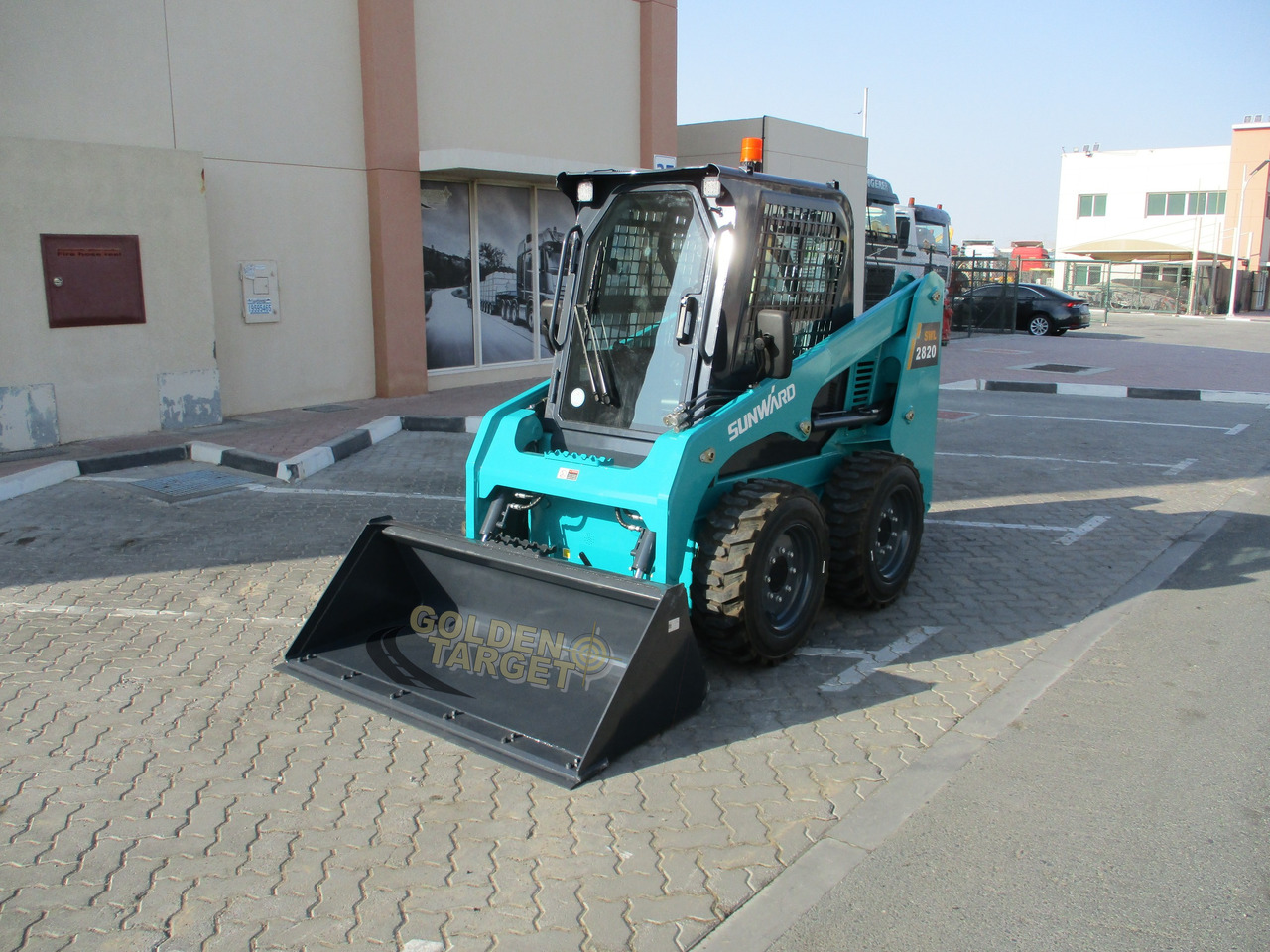 SUNWARD SWL2820 Skid Steer - Máy xúc lật đa năng: hình 2 SUNWARD SWL2820 Skid Steer - Máy xúc lật đa năng: hình 2