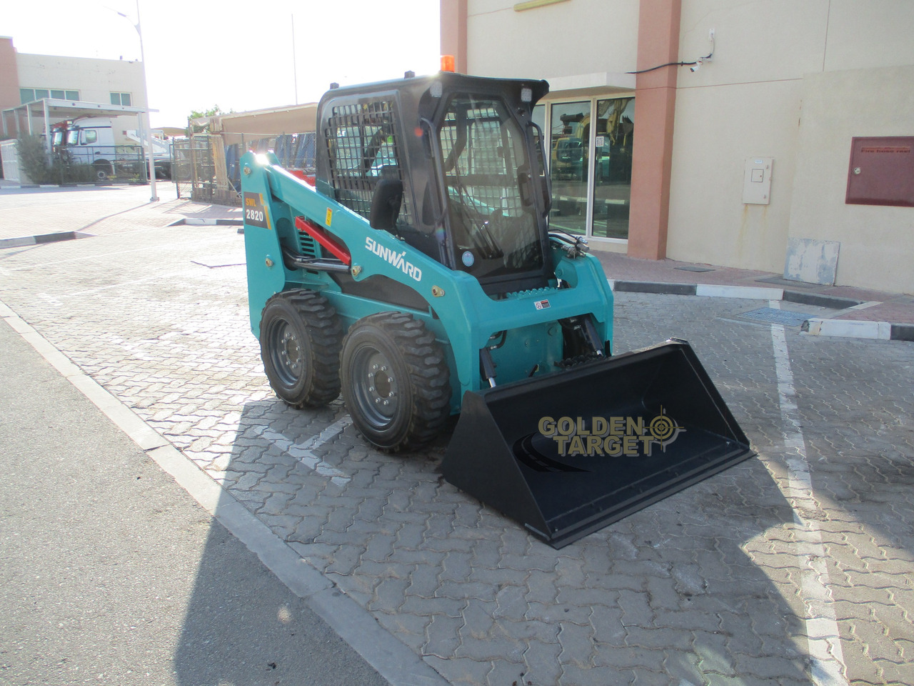 SUNWARD SWL2820 Skid Steer - Máy xúc lật đa năng: hình 1 SUNWARD SWL2820 Skid Steer - Máy xúc lật đa năng: hình 1