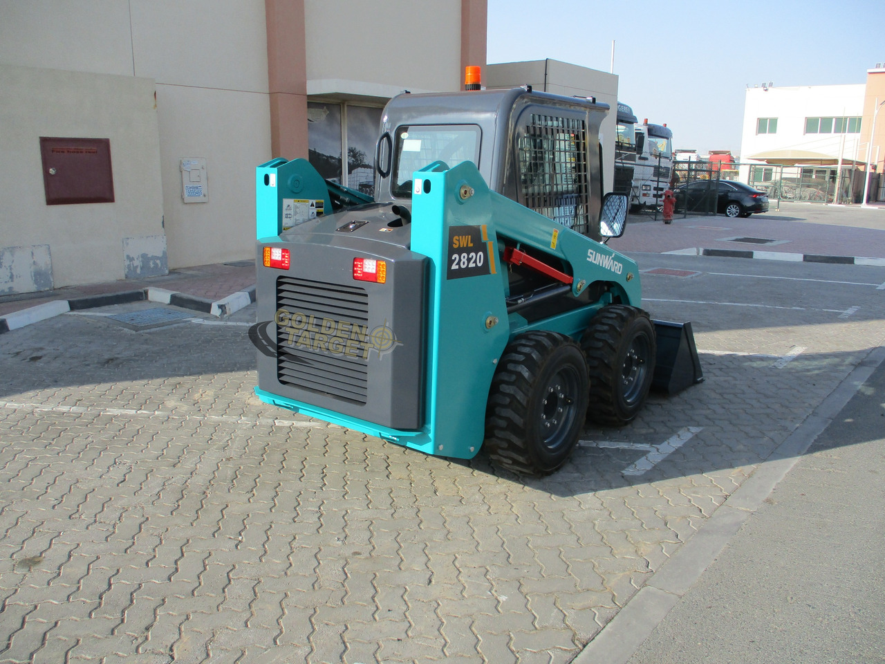 SUNWARD SWL2820 Skid Steer - Máy xúc lật đa năng: hình 3 SUNWARD SWL2820 Skid Steer - Máy xúc lật đa năng: hình 3