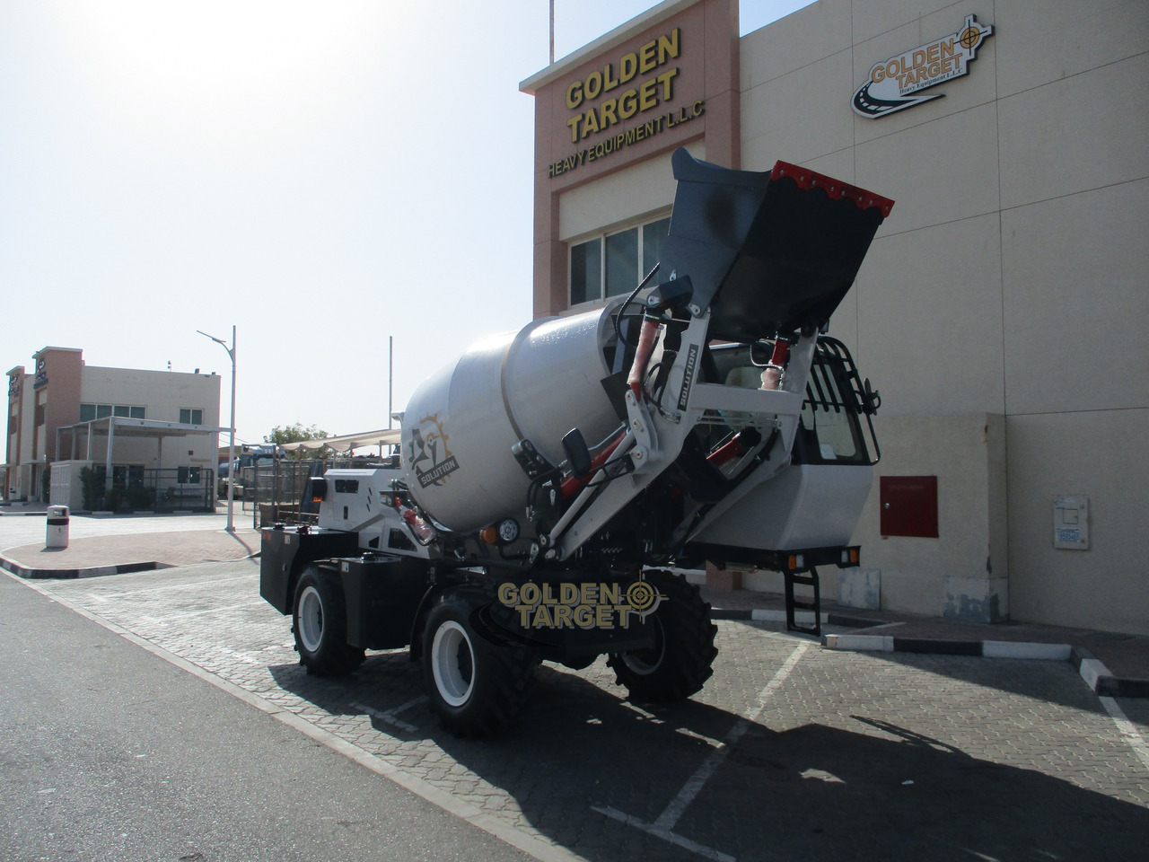 Solution H25 Self Loading Mixer - Xe trộn bê tông: hình 1 Solution H25 Self Loading Mixer - Xe trộn bê tông: hình 1