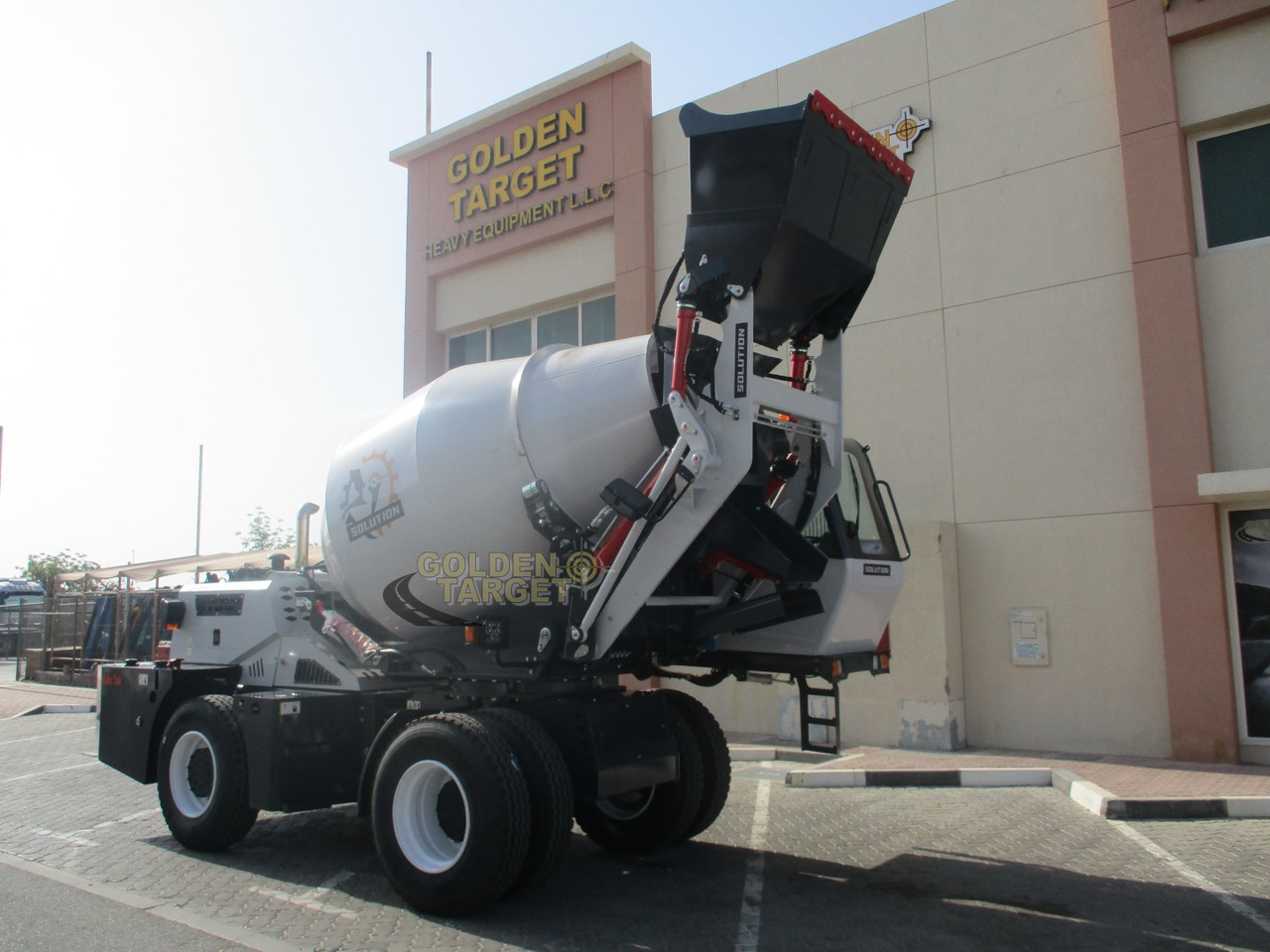 Xe trộn bê tông mới Solution H35 Self Loading Mixer: hình 1