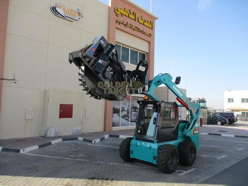 Sunward - Máy xúc lật: hình 4 Sunward - Máy xúc lật: hình 4