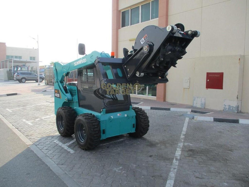 Sunward - Máy xúc lật: hình 3 Sunward - Máy xúc lật: hình 3