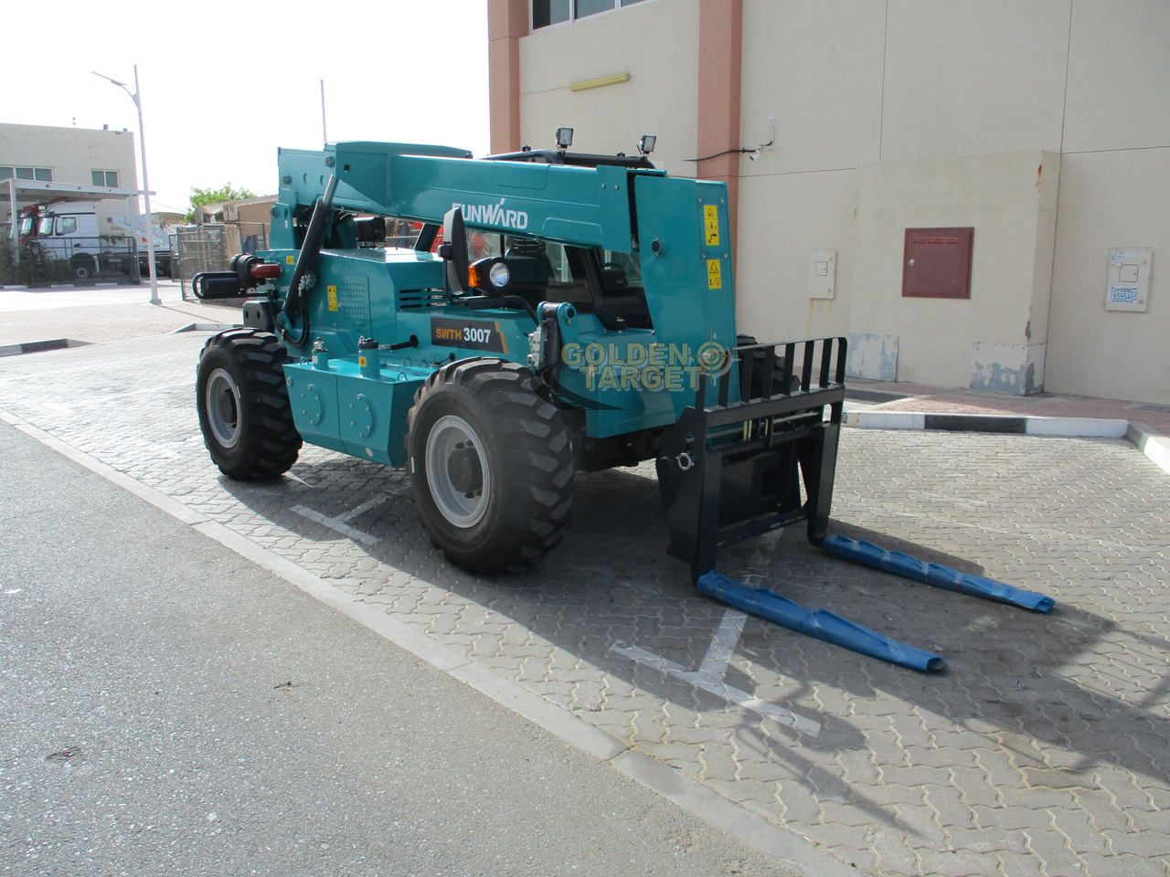 Sunward SWTH3007 4×4 Telehandler - Xe nhấc hình viễn vọng kính: hình 1 Sunward SWTH3007 4×4 Telehandler - Xe nhấc hình viễn vọng kính: hình 1