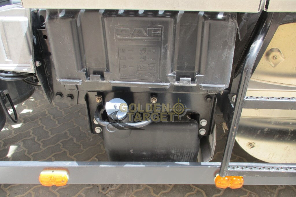 DAF XF105.460 Head Truck - Xe đầu kéo: hình 5 DAF XF105.460 Head Truck - Xe đầu kéo: hình 5