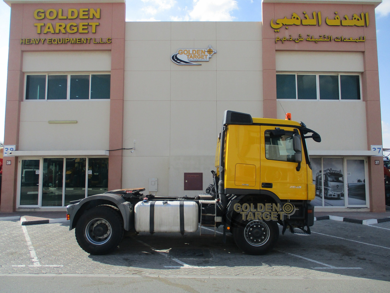 MERCEDES-BENZ Actros 2048 4x4 Head Truck - Xe đầu kéo: hình 5 MERCEDES-BENZ Actros 2048 4x4 Head Truck - Xe đầu kéo: hình 5