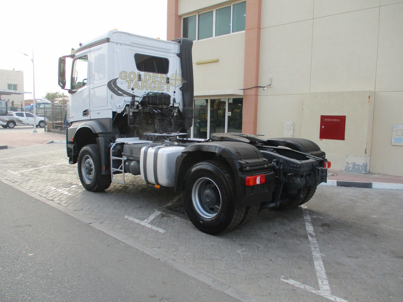 Mercedes-Benz Actros 2045 4x4 Head Truck - Xe đầu kéo: hình 4 Mercedes-Benz Actros 2045 4x4 Head Truck - Xe đầu kéo: hình 4