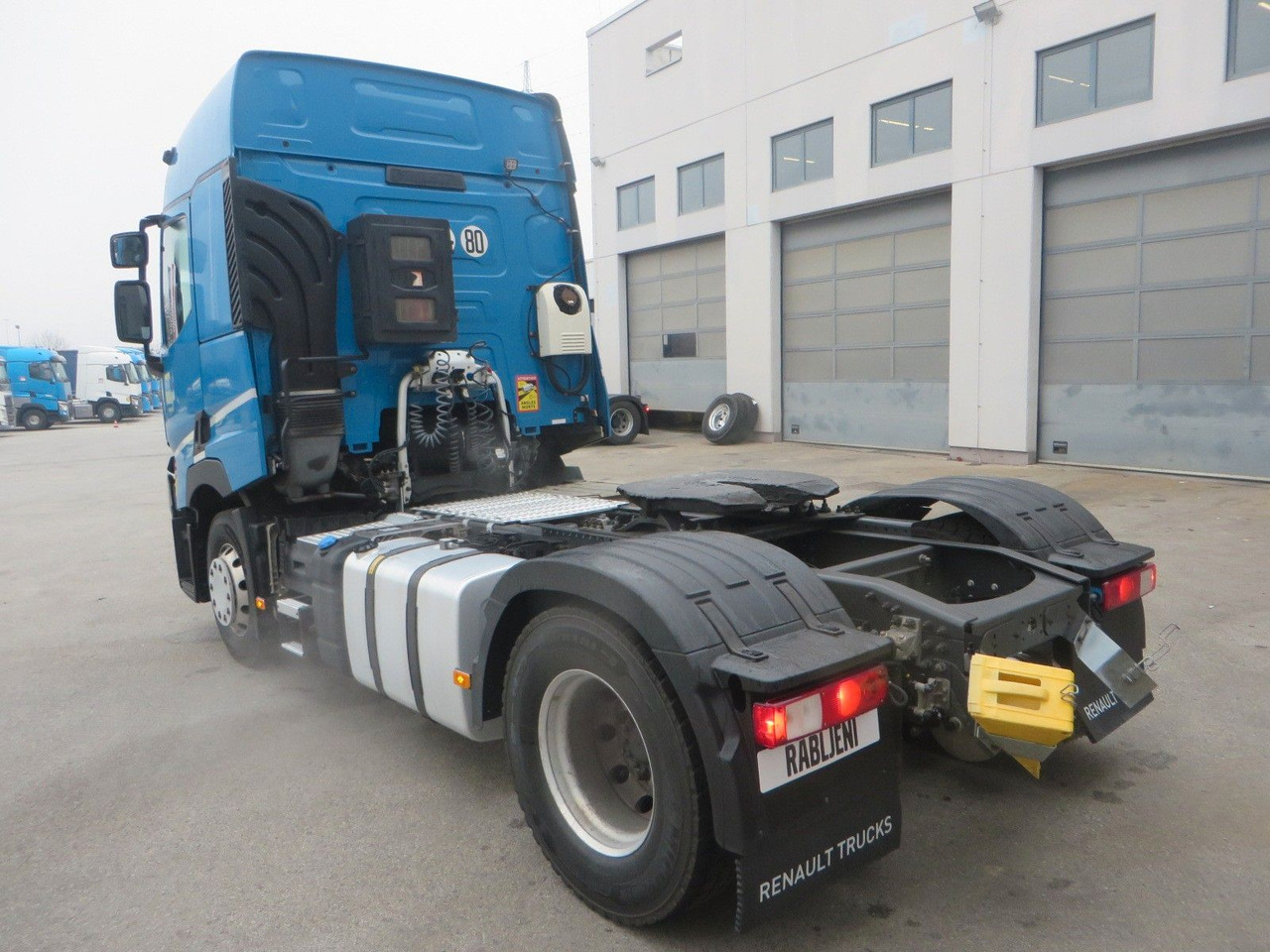 Renault T440 SC 4x2Tractor ADR - Xe đầu kéo: hình 4 Renault T440 SC 4x2Tractor ADR - Xe đầu kéo: hình 4