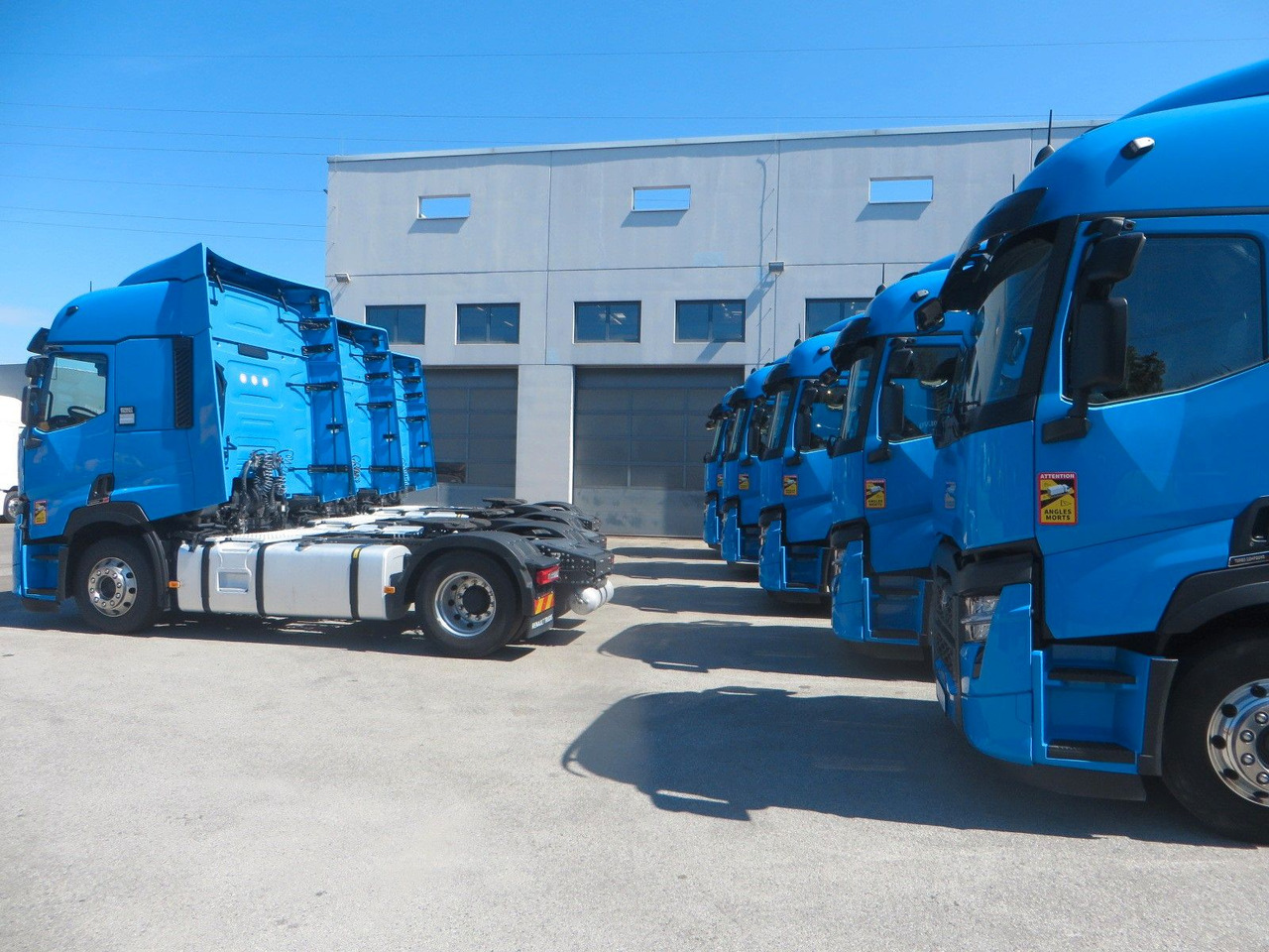 Renault T480 SC 4x2Tractor SELECTION - Xe đầu kéo: hình 2 Renault T480 SC 4x2Tractor SELECTION - Xe đầu kéo: hình 2