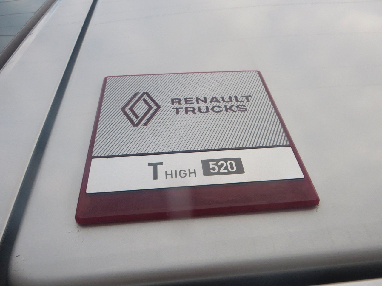 Renault T520 HSC 4x2Tractor ADR - Xe đầu kéo: hình 2 Renault T520 HSC 4x2Tractor ADR - Xe đầu kéo: hình 2